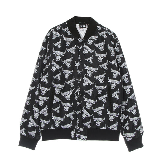 NEW ERA BULLS ALL OVER PRINT BOMBER JACKET BLACK/WHITE